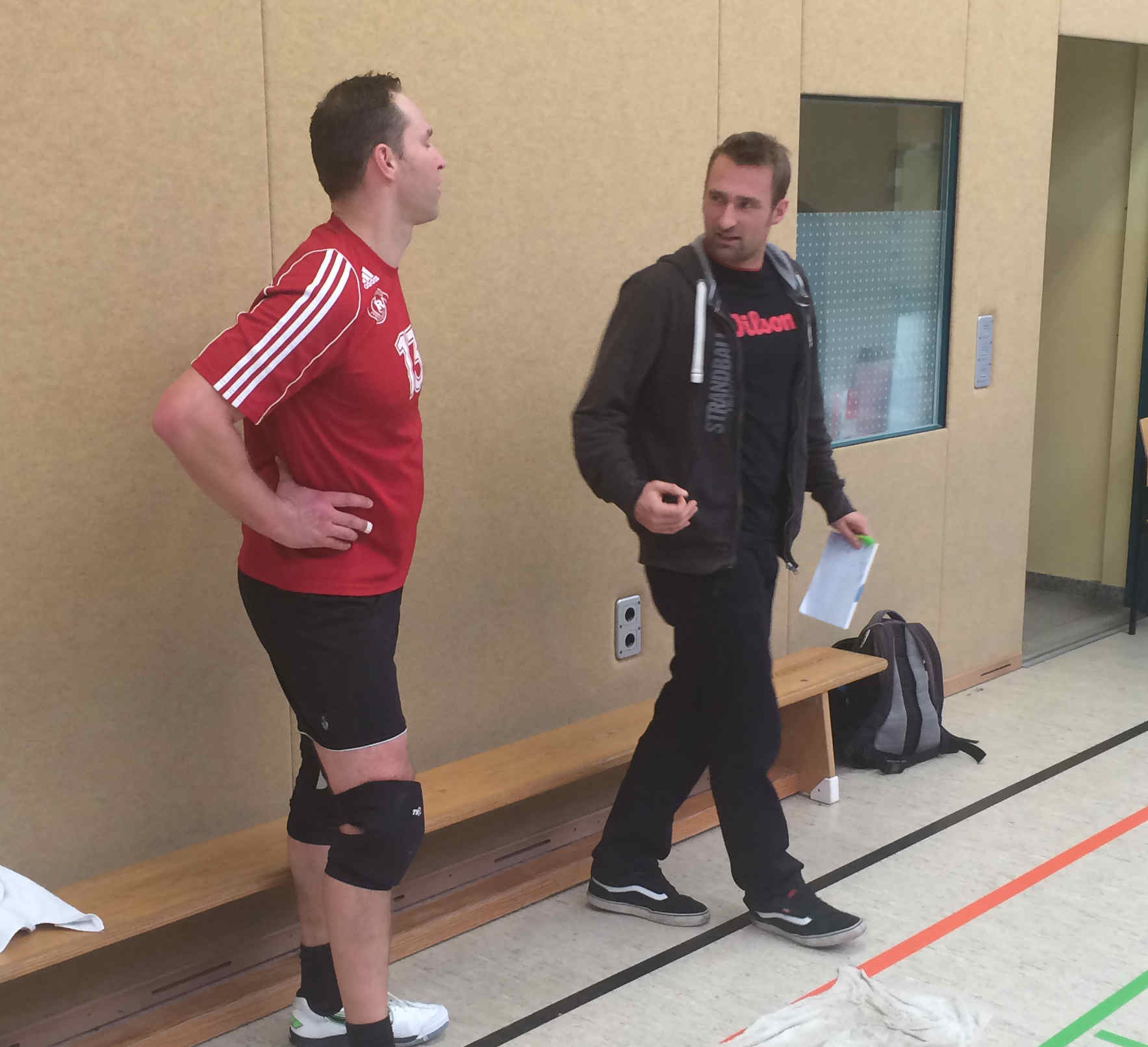 Klare Anweisung von Charly an Reizi